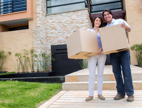 Careful packing for fragile items used in removals and storage in Stjohnswood